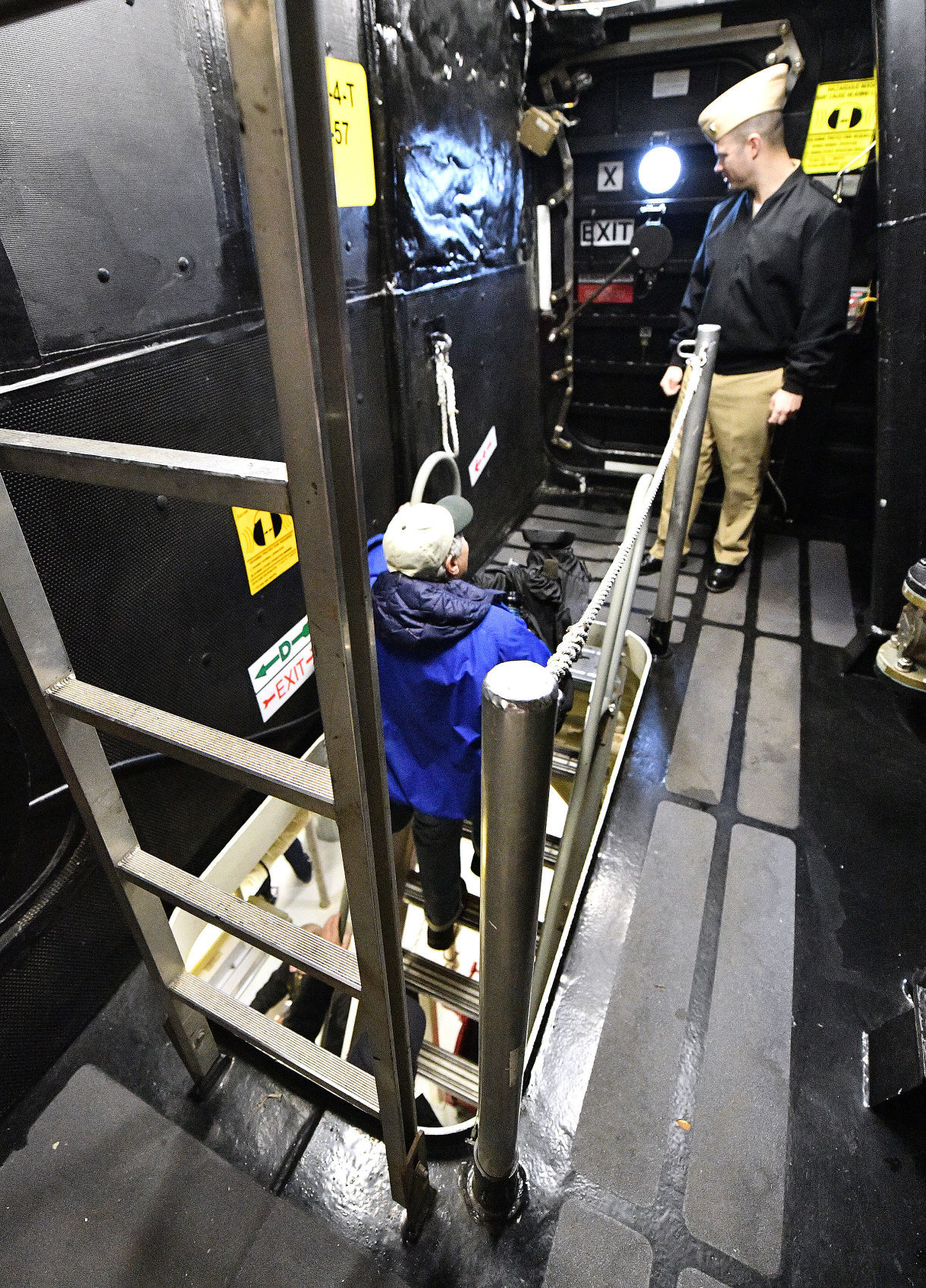 USS Sioux City commissioning tour